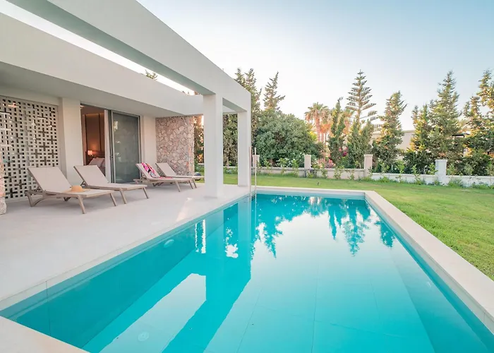 Theodorou Villa *
